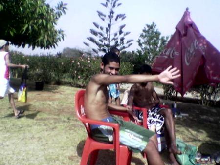 pactage mejmou3 o tipa f yedya